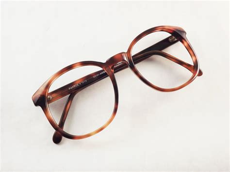 thin tortoise shell eyeglass frames